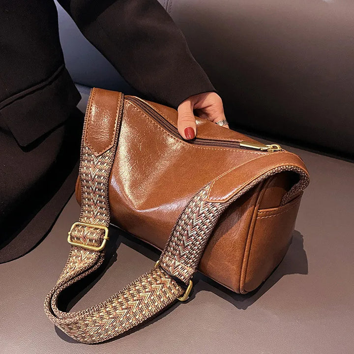 Trine™ | Vintage Crossbody Bag