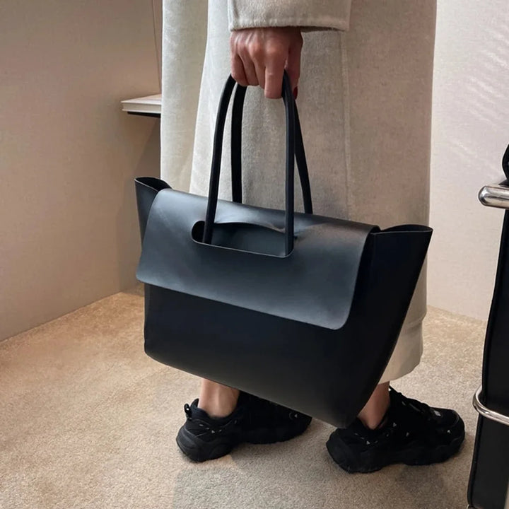 tova™ – minimalist shoulder bag