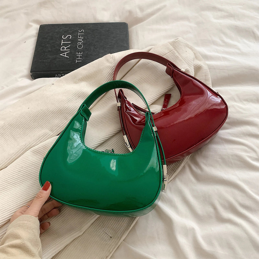 bella™ – vintage half-moon shoulder bag