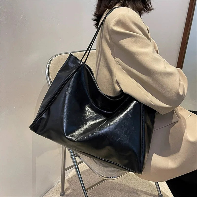 lisa™ – spacious brown tote bag