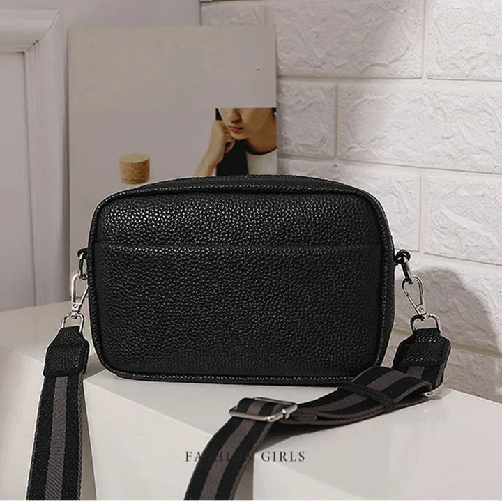 nora™ – practical cream-colored everyday bag