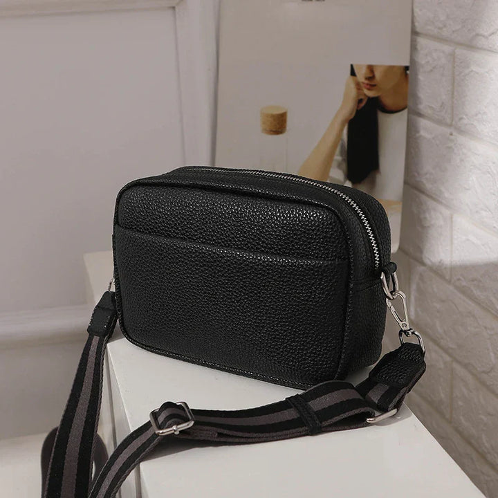 nora™ – practical cream-colored everyday bag