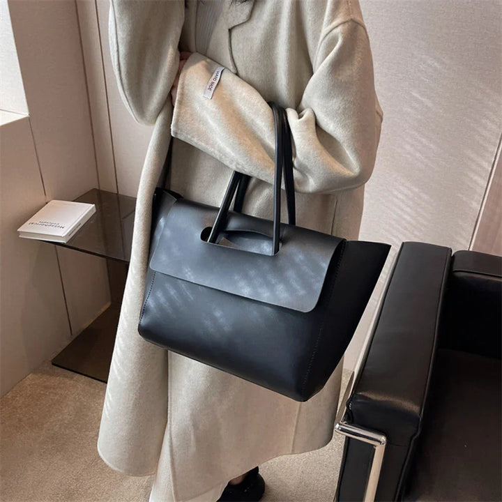 tova™ – minimalist shoulder bag
