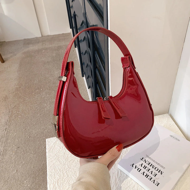 bella™ – vintage half-moon shoulder bag