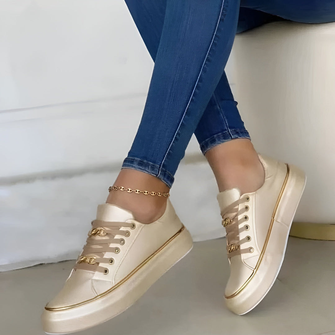 Kaelis | Orthopedic Chain Accent Sneakers